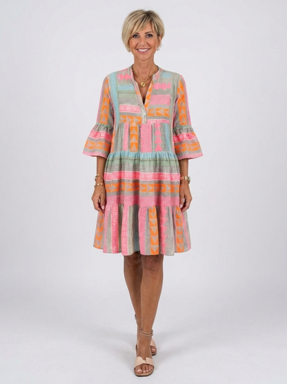 Maelle | Vestido hasta la Rodilla por Niveles con Estampado Geométrico y Escote en V