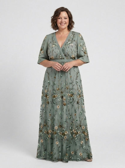 Evadne | Vestido Maxi Floral con Escote en V y Manga Corta